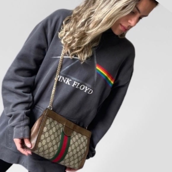 Gucci Handbags - Gucci clutch Crossbody bag